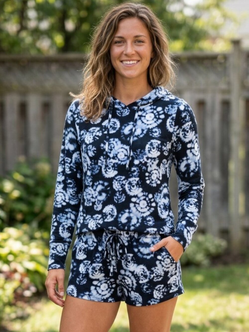 Nicole Miller Blue Tie Dye Long Sleeve Hoodie & Shorts Lounge/PJ Set - S